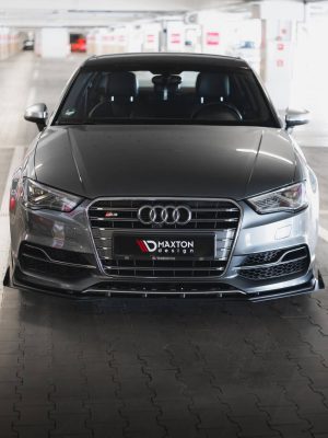 Audi S3 / A3 S-Line Sedan 8V - Lâmina frontal STREET PRO + Splitters | AUS33SCNC-FD1B+FSF1G | Produto Maxton Design distribuído por Unicartuning.