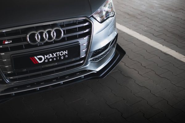 Audi S3 / A3 S-Line Sedan 8V - Lâmina frontal STREET PRO + Splitters | AUS33SCNC-FD1B+FSF1G | Produto Maxton Design distribuído por Unicartuning. Audi S3 / A3 S-Line Sedan 8V - Lâmina frontal STREET PRO + Splitters | AUS33SCNC-FD1B+FSF1G | Produto Maxton Design distribuído por Unicartuning.