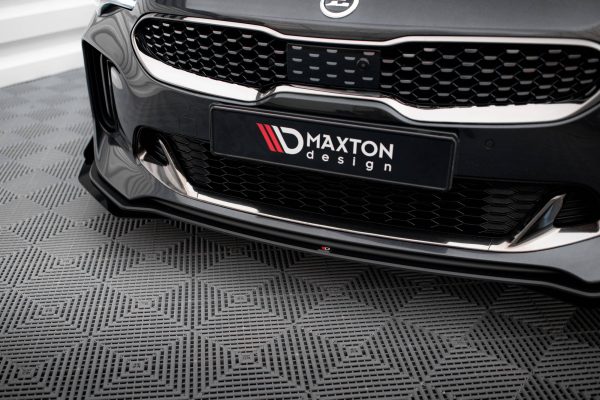 Kia Stinger GT / GT-line / Standard Mk1 - Lâmina frontal STREET PRO + Splitters | KIST1GTLINECNC-FD1BRB+FSF1G | Produto Maxton Design distribuído por Unicartuning. Kia Stinger GT / GT-line / Standard Mk1 - Lâmina frontal STREET PRO + Splitters | KIST1GTLINECNC-FD1BRB+FSF1G | Produto Maxton Design distribuído por Unicartuning.