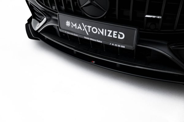 Mercedes-AMG CLE 53 C236 - Lâmina frontal STREET PRO + Splitters | MECLE23653AMGCNC-FD1B+FSF1G | Produto Maxton Design distribuído por Unicartuning.