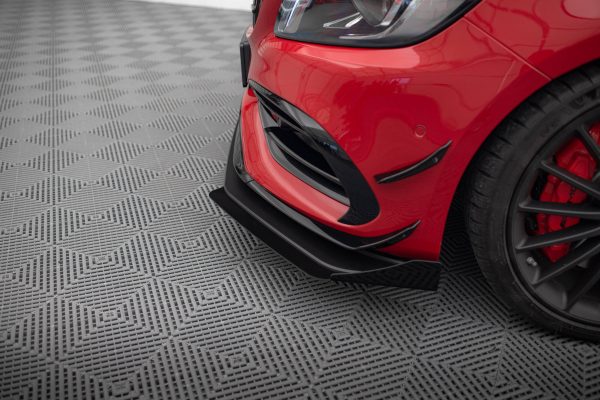 Mercedes-Benz A45 AMG Aero W176 (facelift) - Lâmina frontal STREET PRO + Splitters | MEA176FAEROCNC-FD1B+FSF1G | Produto Maxton Design distribuído por Unicartuning. Mercedes-Benz A45 AMG Aero W176 (facelift) - Lâmina frontal STREET PRO + Splitters | MEA176FAEROCNC-FD1B+FSF1G | Produto Maxton Design distribuído por Unicartuning.