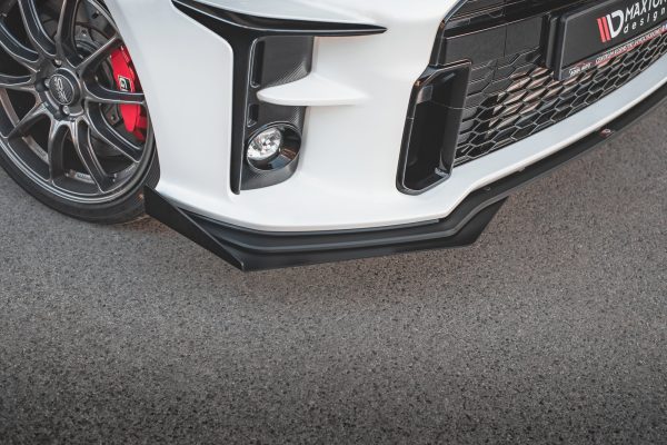 Toyota GR Yaris Mk4 - Lâmina frontal STREET PRO + Splitters | TOYA4GR4CNC-FD1B+FSF1G | Produto Maxton Design distribuído por Unicartuning. Toyota GR Yaris Mk4 - Lâmina frontal STREET PRO + Splitters | TOYA4GR4CNC-FD1B+FSF1G | Produto Maxton Design distribuído por Unicartuning.
