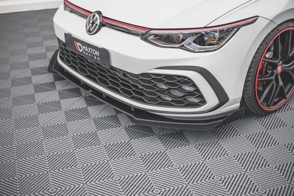 Volkswagen Golf GTI / GTE / Gtd / R-line Mk8 - Lâmina frontal STREET PRO + Splitters | VWGO8GTICNC-FD1B+FSF1G | Produto Maxton Design distribuído por Unicartuning. Volkswagen Golf GTI / GTE / Gtd / R-line Mk8 - Lâmina frontal STREET PRO + Splitters | VWGO8GTICNC-FD1B+FSF1G | Produto Maxton Design distribuído por Unicartuning.