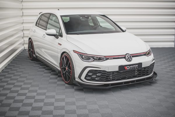 Volkswagen Golf GTI / GTE / Gtd / R-line Mk8 - Lâmina frontal STREET PRO + Splitters | VWGO8GTICNC-FD1B+FSF1G | Produto Maxton Design distribuído por Unicartuning. Volkswagen Golf GTI / GTE / Gtd / R-line Mk8 - Lâmina frontal STREET PRO + Splitters | VWGO8GTICNC-FD1B+FSF1G | Produto Maxton Design distribuído por Unicartuning.