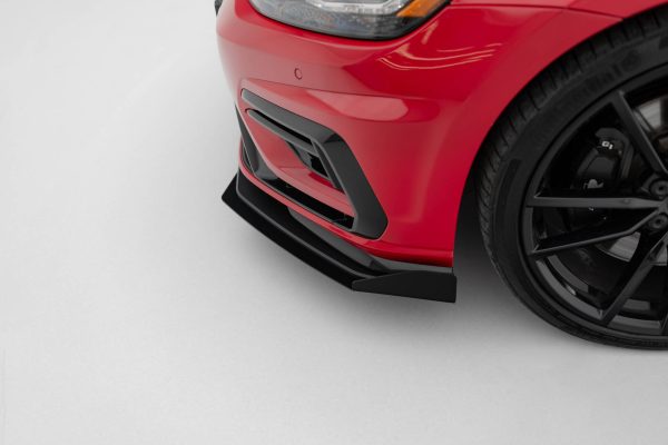 Volkswagen Golf R / R-line Mk7 (facelift) - Lâmina frontal STREET PRO + Splitters | VWGO7FRCNC-FD2B+FSF1G | Produto Maxton Design distribuído por Unicartuning. Volkswagen Golf R / R-line Mk7 (facelift) - Lâmina frontal STREET PRO + Splitters | VWGO7FRCNC-FD2B+FSF1G | Produto Maxton Design distribuído por Unicartuning.