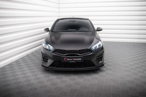 Kia Proceed GT Mk3 (facelift) / Ceed GT / GT - Line Mk1 (facelift) - Lâmina frontal STREET PRO | KICE3FPROGTCNC-FD1B | Produto Maxton Design distribuído por Unicartuning.