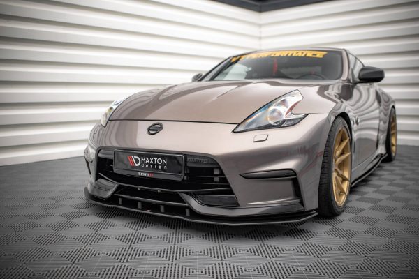 Nissan 370z Nismo (facelift) - Lâmina frontal STREET PRO | NI370ZNISMOCNC-FD1B | Produto Maxton Design distribuído por Unicartuning. Nissan 370z Nismo (facelift) - Lâmina frontal STREET PRO | NI370ZNISMOCNC-FD1B | Produto Maxton Design distribuído por Unicartuning.
