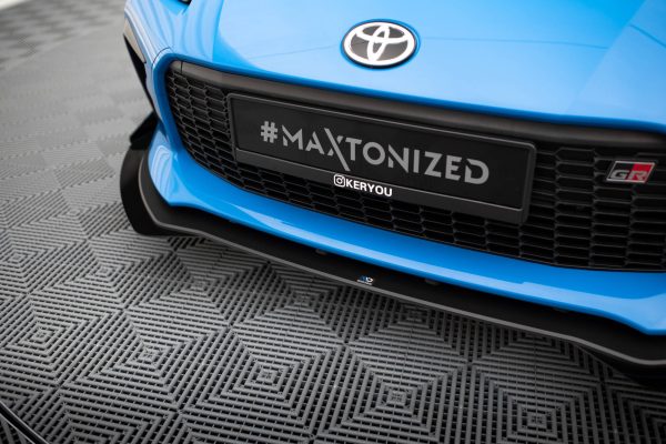 Toyota GR86 Mk1 - Lâmina frontal STREET PRO V.1 + Splitters | TOGR861CNC-FD1B+FSF1G | Produto Maxton Design distribuído por Unicartuning. Toyota GR86 Mk1 - Lâmina frontal STREET PRO V.1 + Splitters | TOGR861CNC-FD1B+FSF1G | Produto Maxton Design distribuído por Unicartuning.