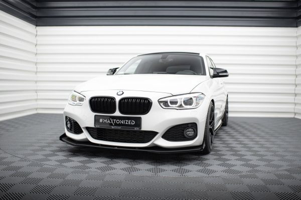 BMW 1 F20 Pack M (facelift) / M140i - Lâmina frontal STREET PRO V.3 + Splitters | BM1F20FMCNC-FD3B+FSF1G | Produto Maxton Design distribuído por Unicartuning. BMW 1 F20 Pack M (facelift) / M140i - Lâmina frontal STREET PRO V.3 + Splitters | BM1F20FMCNC-FD3B+FSF1G | Produto Maxton Design distribuído por Unicartuning.