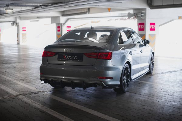 Audi S3 Sedan 8V - Difusor traseiro STREET PRO | AUS33SCNC-RS1BRB | Produto Maxton Design distribuído por Unicartuning. Audi S3 Sedan 8V - Difusor traseiro STREET PRO | AUS33SCNC-RS1BRB | Produto Maxton Design distribuído por Unicartuning.