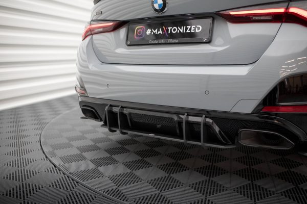 BMW 4 Gran Coupé M440i G26 - Difusor traseiro STREET PRO | BM4G26MPACKGCCNC-RS2B | Produto Maxton Design distribuído por Unicartuning.
