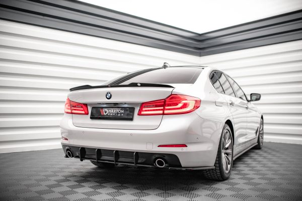 BMW 5 G30 - Difusor traseiro STREET PRO | BM5G30CNC-RS1BRB | Produto Maxton Design distribuído por Unicartuning.