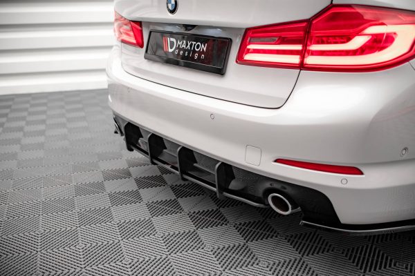 BMW 5 G30 - Difusor traseiro STREET PRO | BM5G30CNC-RS1BRB | Produto Maxton Design distribuído por Unicartuning.