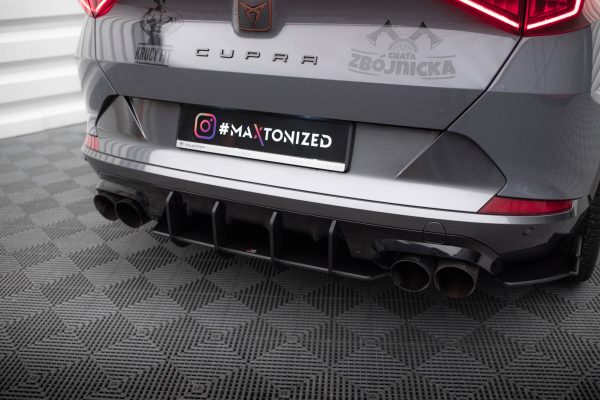 Cupra Formentor Mk1 - Difusor traseiro STREET PRO | CUFO1CNC-RS1B | Produto Maxton Design distribuído por Unicartuning. Cupra Formentor Mk1 - Difusor traseiro STREET PRO | CUFO1CNC-RS1B | Produto Maxton Design distribuído por Unicartuning.
