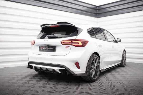 Ford Focus ST Mk4 - Difusor traseiro STREET PRO | FOFO4STCNC-RS1BRB | Produto Maxton Design distribuído por Unicartuning.