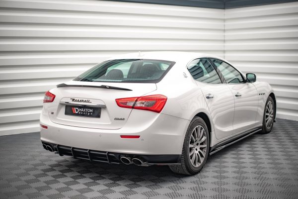 Maserati Ghibli Mk3 - Difusor traseiro STREET PRO | MAGH1CNC-RS1B+BRBI | Produto Maxton Design distribuído por Unicartuning.