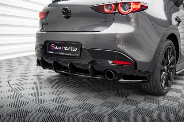 Mazda 3 Mk4 - Difusor traseiro STREET PRO | MA34CNC-RS1B+BRBI | Produto Maxton Design distribuído por Unicartuning.