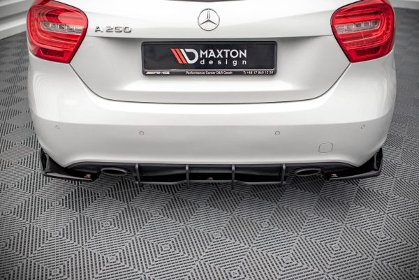 Mercedes-Benz Classe A W176 - Difusor traseiro STREET PRO | MEA176CNC-RS1B | Produto Maxton Design distribuído por Unicartuning.