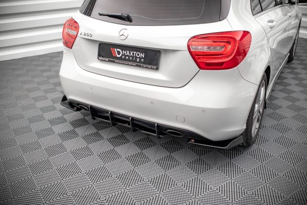 Mercedes-Benz Classe A W176 - Difusor traseiro STREET PRO | MEA176CNC-RS1B | Produto Maxton Design distribuído por Unicartuning.