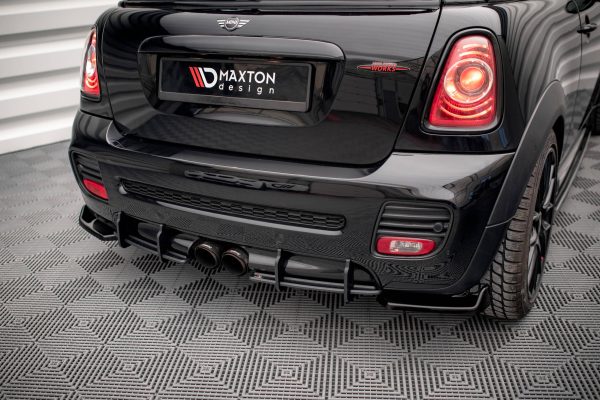 Mini Cooper John Cooper Works R56 - Difusor traseiro STREET PRO | MCS256JCWCNC-RS1BRB | Produto Maxton Design distribuído por Unicartuning.
