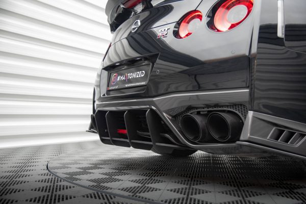 Nissan GTR R35 (facelift) - Difusor traseiro STREET PRO | NIGTR4F3CNC-RS1B+BRBI | Produto Maxton Design distribuído por Unicartuning.