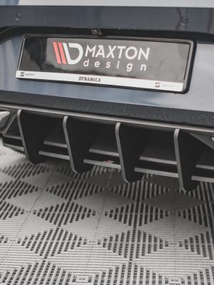 Seat Leon FR Hatchback Mk4 - Difusor traseiro STREET PRO | SELE4FRCNC-RS1BRB | Produto Maxton Design distribuído por Unicartuning. Seat Leon FR Hatchback Mk4 - Difusor traseiro STREET PRO | SELE4FRCNC-RS1BRB | Produto Maxton Design distribuído por Unicartuning.