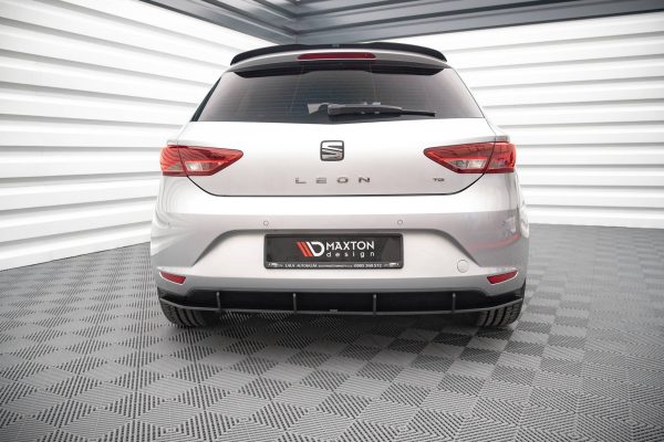 Seat Leon Hatchback Mk3 - Difusor traseiro STREET PRO | SELE3CNC-RS1B | Produto Maxton Design distribuído por Unicartuning.