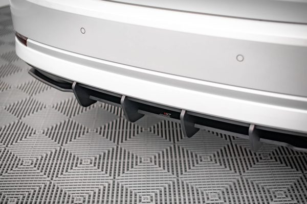 Skoda Octavia Mk4 - Difusor traseiro STREET PRO | SKOC4CNC-RS1B | Produto Maxton Design distribuído por Unicartuning.