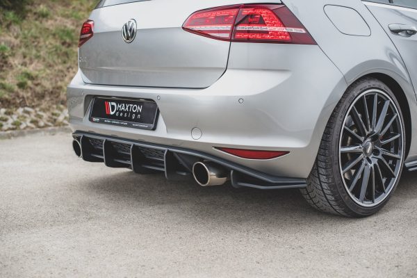Volkswagen Golf 7 GTI - Difusor traseiro STREET PRO V.1 | VWGO7GTICNC-RS1B | Produto Maxton Design distribuído por Unicartuning.