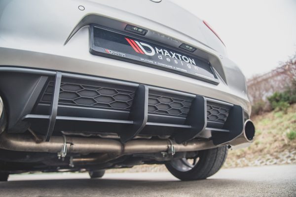Volkswagen Golf 7 GTI - Difusor traseiro STREET PRO V.2 | VWGO7GTICNC-RS2B | Produto Maxton Design distribuído por Unicartuning. Volkswagen Golf 7 GTI - Difusor traseiro STREET PRO V.2 | VWGO7GTICNC-RS2B | Produto Maxton Design distribuído por Unicartuning.