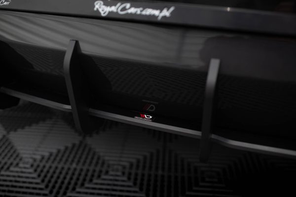 BMW M140i - Difusor traseiro STREET PRO V.3 | BM1F20FMCNC-RS3B+BRBI | Produto Maxton Design distribuído por Unicartuning. BMW M140i - Difusor traseiro STREET PRO V.3 | BM1F20FMCNC-RS3B+BRBI | Produto Maxton Design distribuído por Unicartuning.
