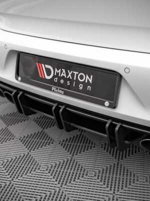 Volkswagen Golf R Mk7 - Difusor traseiro STREET PRO | VWGO7RCNC-RS1B | Produto Maxton Design distribuído por Unicartuning. Volkswagen Golf R Mk7 - Difusor traseiro STREET PRO | VWGO7RCNC-RS1B | Produto Maxton Design distribuído por Unicartuning.
