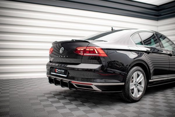 Volkswagen Passat B8 (facelift) - Difusor traseiro STREET PRO | VWPAB8FCNC-RS1B+BRBI | Produto Maxton Design distribuído por Unicartuning.