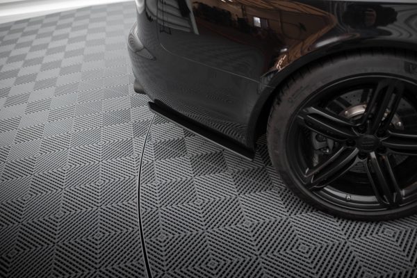 Audi RS6 Avant C6 - Splitters laterais traseiros STREET PRO | AURS6C6CNC-RSD1BRB | Produto Maxton Design distribuído por Unicartuning.