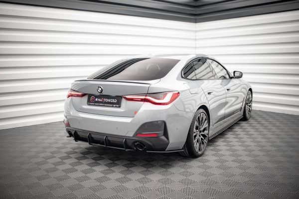 BMW 4 Gran Coupé Pack M G26 - Splitters laterais traseiros STREET PRO | BM4G26MPACKGCCNC-RSD1B | Produto Maxton Design distribuído por Unicartuning. BMW 4 Gran Coupé Pack M G26 - Splitters laterais traseiros STREET PRO | BM4G26MPACKGCCNC-RSD1B | Produto Maxton Design distribuído por Unicartuning.