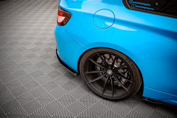 BMW M2 F87 - Splitters laterais traseiros STREET PRO | BM287MCOMPCNC-RSD1BRB | Produto Maxton Design distribuído por Unicartuning.