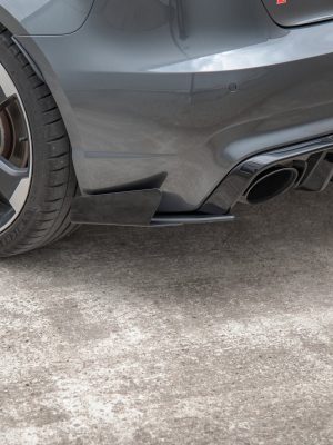 Audi RS3 8V Sportback - Splitters laterais traseiros STREET PRO | AURS38VCNC-RSD1BRB+RSF1G | Produto Maxton Design distribuído por Unicartuning. Audi RS3 8V Sportback - Splitters laterais traseiros STREET PRO | AURS38VCNC-RSD1BRB+RSF1G | Produto Maxton Design distribuído por Unicartuning.