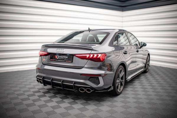 Audi S3 Sedan 8Y - Splitters laterais traseiros STREET PRO | AUS38YSCNC-RSD1B+RSF1G | Produto Maxton Design distribuído por Unicartuning.