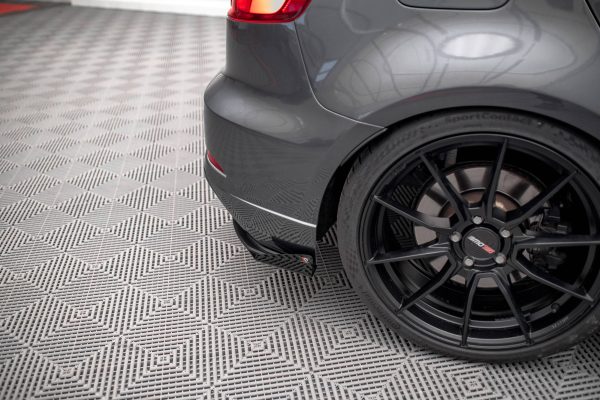 Audi S3 Sportback 8V (facelift) - Splitters laterais traseiros STREET PRO | AUS33FSBCNC-RSD1B+RSF1G | Produto Maxton Design distribuído por Unicartuning. Audi S3 Sportback 8V (facelift) - Splitters laterais traseiros STREET PRO | AUS33FSBCNC-RSD1B+RSF1G | Produto Maxton Design distribuído por Unicartuning.