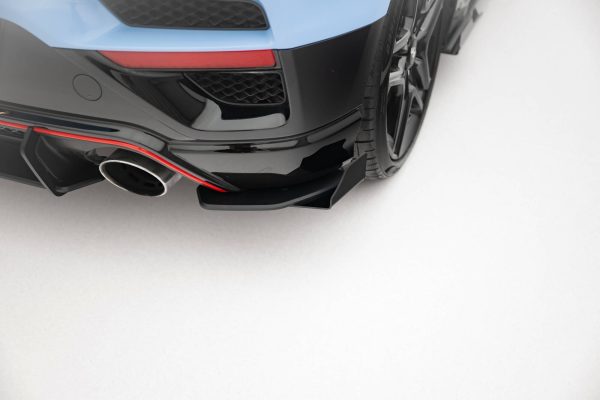 Hyundai Veloster N Mk2 - Splitters laterais traseiros STREET PRO | HYVE2NCNC-RSD1BRB+RSF1G | Produto Maxton Design distribuído por Unicartuning. Hyundai Veloster N Mk2 - Splitters laterais traseiros STREET PRO | HYVE2NCNC-RSD1BRB+RSF1G | Produto Maxton Design distribuído por Unicartuning.