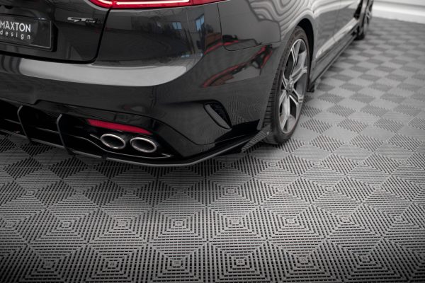 Kia Stinger GT / GT-line Mk1 - Splitters laterais traseiros STREET PRO | KIST1GTLINECNC-RSD1B+RSF1G | Produto Maxton Design distribuído por Unicartuning. Kia Stinger GT / GT-line Mk1 - Splitters laterais traseiros STREET PRO | KIST1GTLINECNC-RSD1B+RSF1G | Produto Maxton Design distribuído por Unicartuning.