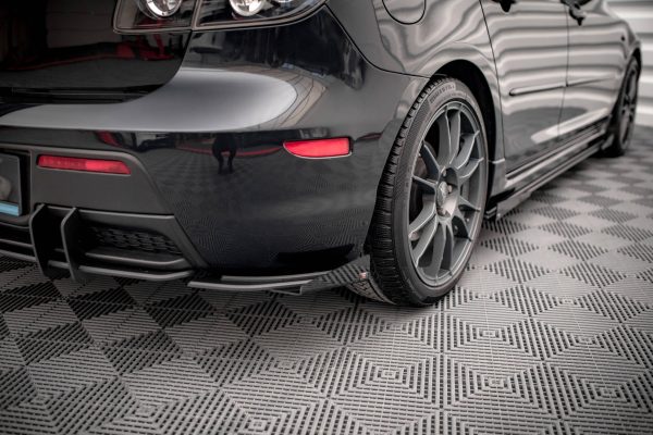 Mazda 3 Mps Mk1 modelo US-spec - Splitters laterais traseiros STREET PRO | MA3MPS1CNC-RSD1B+RSF1G | Produto Maxton Design distribuído por Unicartuning. Mazda 3 Mps Mk1 modelo US-spec - Splitters laterais traseiros STREET PRO | MA3MPS1CNC-RSD1B+RSF1G | Produto Maxton Design distribuído por Unicartuning.