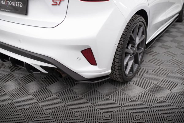 Ford Focus ST Mk4 - Splitters laterais traseiros STREET PRO | FOFO4STCNC-RSD1BRB | Produto Maxton Design distribuído por Unicartuning. Ford Focus ST Mk4 - Splitters laterais traseiros STREET PRO | FOFO4STCNC-RSD1BRB | Produto Maxton Design distribuído por Unicartuning.
