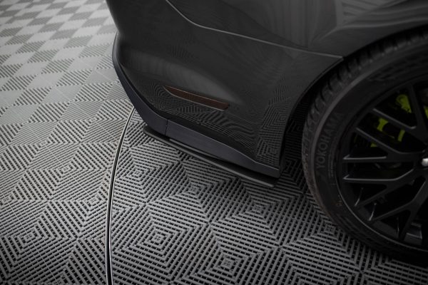 Ford Mustang GT Mk6 - Splitters laterais traseiros STREET PRO | FOMU6GTCNC-RSD1B | Produto Maxton Design distribuído por Unicartuning. Ford Mustang GT Mk6 - Splitters laterais traseiros STREET PRO | FOMU6GTCNC-RSD1B | Produto Maxton Design distribuído por Unicartuning.