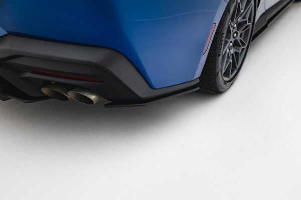 Ford Mustang GT Mk7 - Splitters laterais traseiros STREET PRO |  FOMU7GTCNC-RSD1B | Produto Maxton Design distribuído por Unicartuning.
