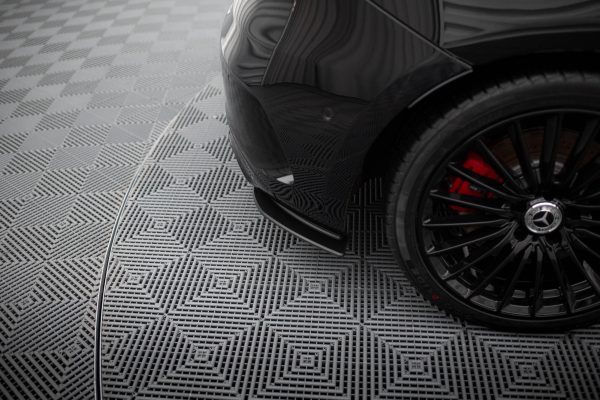 Mercedes-AMG A35 Hatchback W177 - Splitters laterais traseiros STREET PRO | MEA177F35CNC-RSD1B | Produto Maxton Design distribuído por Unicartuning. Mercedes-AMG A35 Hatchback W177 - Splitters laterais traseiros STREET PRO | MEA177F35CNC-RSD1B | Produto Maxton Design distribuído por Unicartuning.