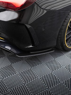 Mercedes-AMG CLA 45 C117 (facelift) - Splitters laterais traseiros STREET PRO | MECLA117AMGAEROCNC-RSD1BRB | Produto Maxton Design distribuído por Unicartuning. Mercedes-AMG CLA 45 C117 (facelift) - Splitters laterais traseiros STREET PRO | MECLA117AMGAEROCNC-RSD1BRB | Produto Maxton Design distribuído por Unicartuning.