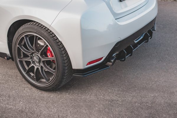 Toyota GR Yaris Mk4 - Splitters laterais traseiros STREET PRO | TOYA4GR4CNC-RSD1BRB | Produto Maxton Design distribuído por Unicartuning. Toyota GR Yaris Mk4 - Splitters laterais traseiros STREET PRO | TOYA4GR4CNC-RSD1BRB | Produto Maxton Design distribuído por Unicartuning.