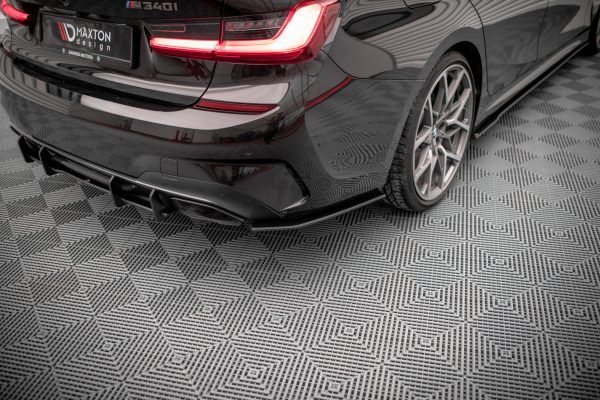 BMW M340i G20 / G21 - Splitters laterais traseiros STREET PRO V.1 | BM321MPACKCNC-RSD1B | Produto Maxton Design distribuído por Unicartuning. BMW M340i G20 / G21 - Splitters laterais traseiros STREET PRO V.1 | BM321MPACKCNC-RSD1B | Produto Maxton Design distribuído por Unicartuning.