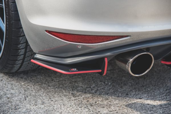 Volkswagen Golf 7 GTI - Splitters laterais traseiros STREET PRO V.1 | VWGO7GTICNC-RSD1BRB | Produto Maxton Design distribuído por Unicartuning.